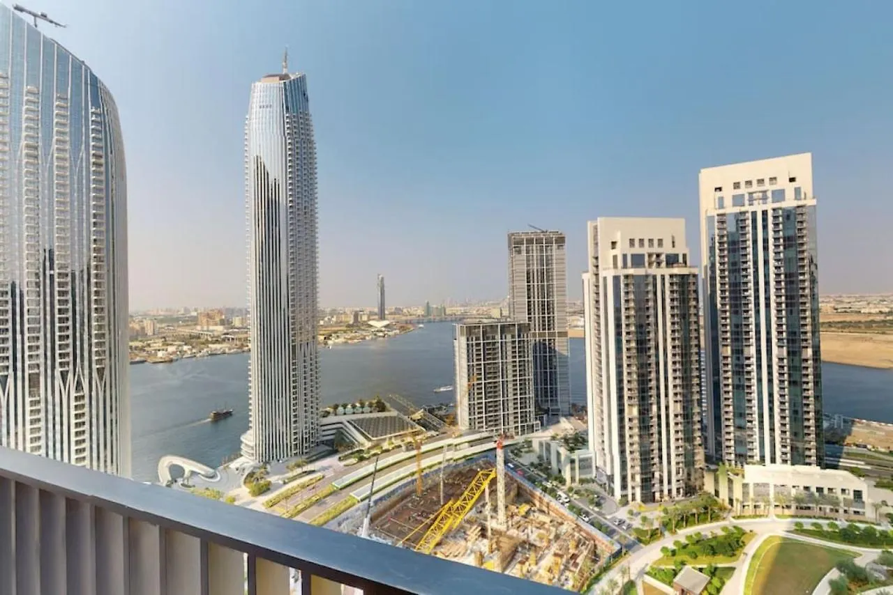 Creek Horizon Tower 2 - Colourful One Bedroom Dubai